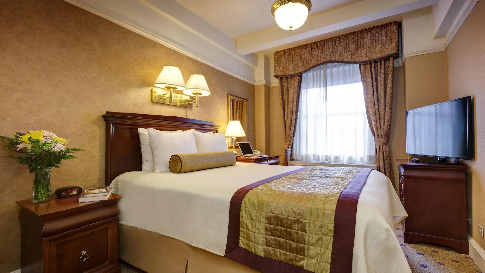 Wellington Hotel New York