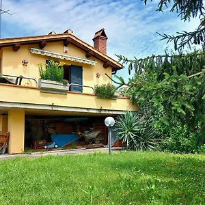 - La Ginestra , Ginestra Fiorentina Italia