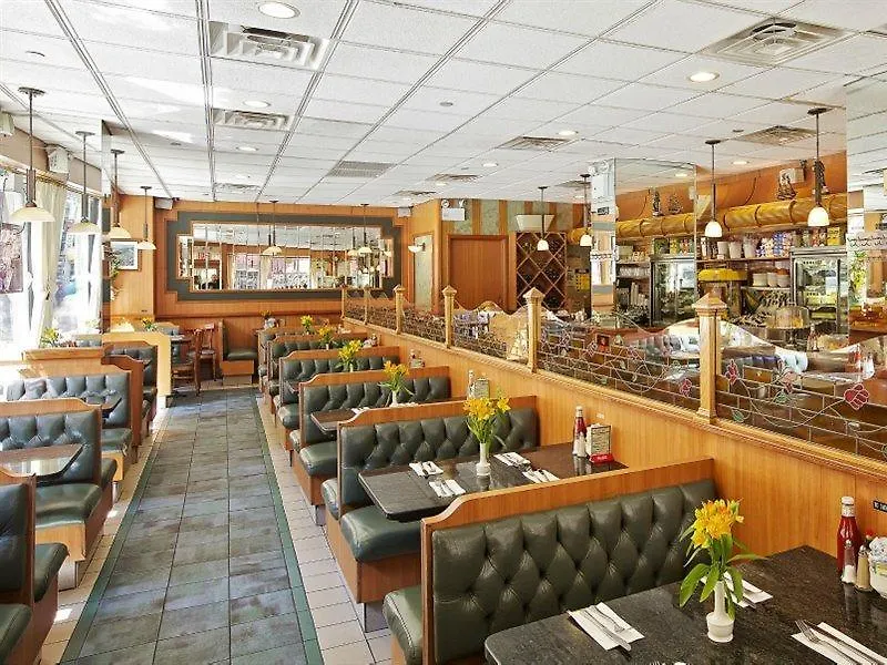 Wellington Hotel New York