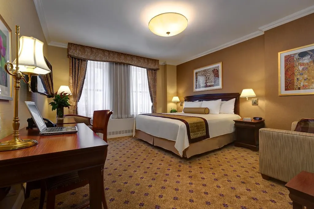 Wellington Hotel New York 3*,