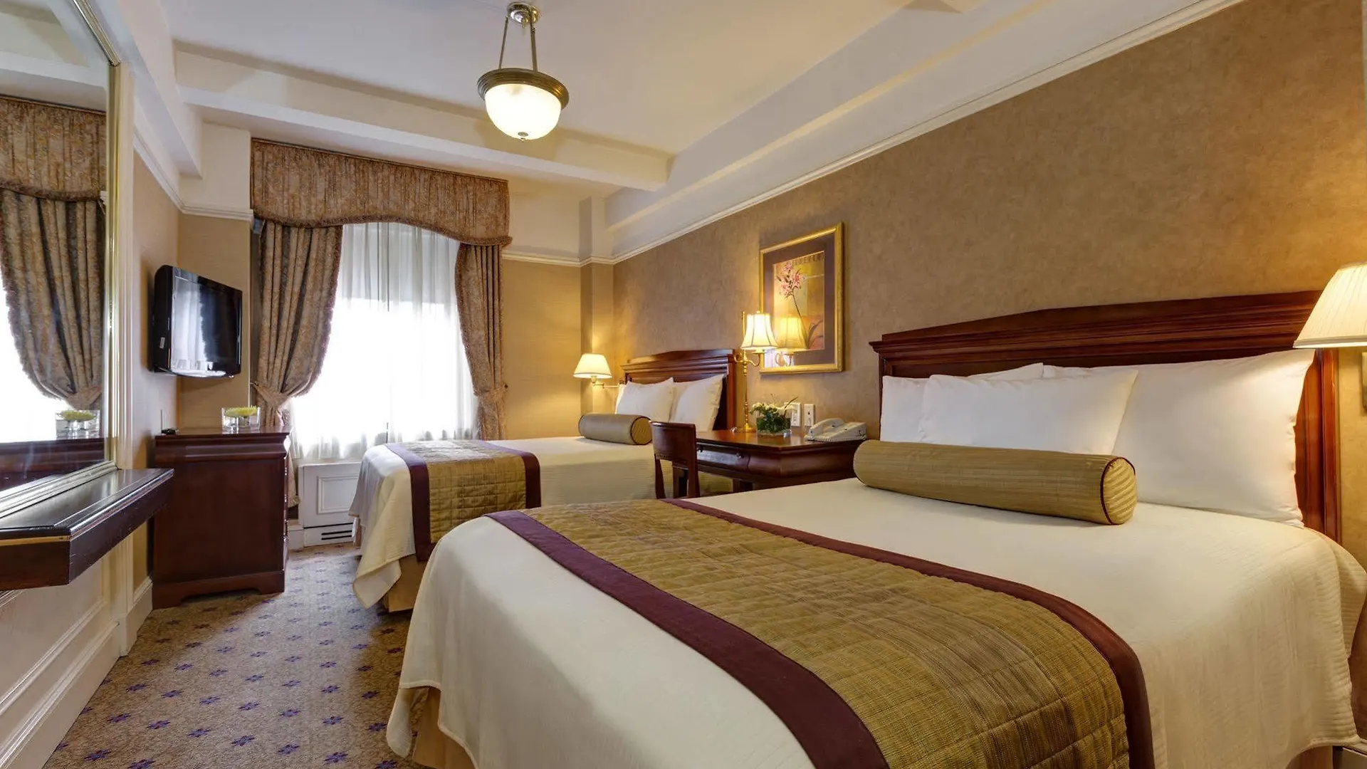Wellington Hotel New York